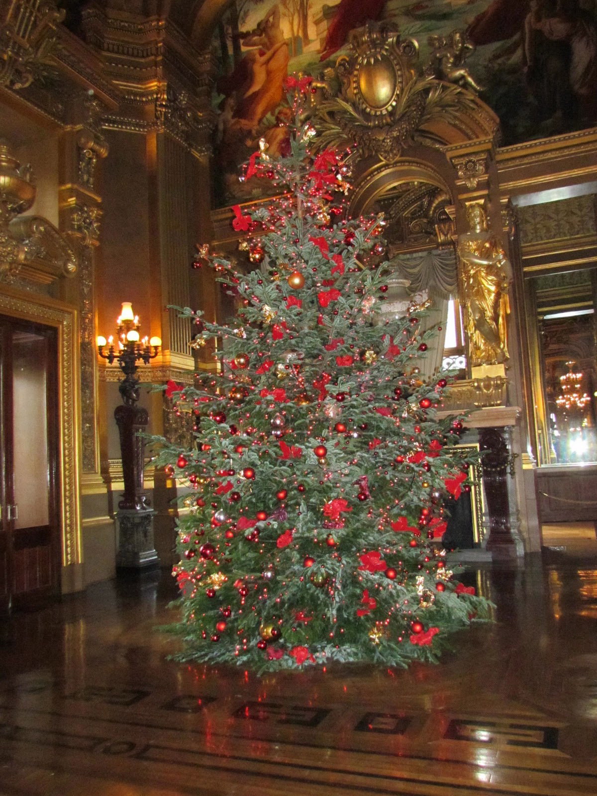 Christmas Tree at the Garnier Opera House