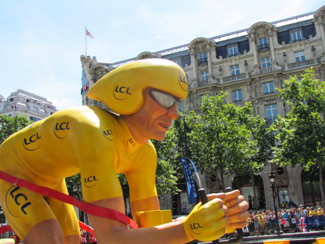 Parade - Tour de France - Champs Elysées